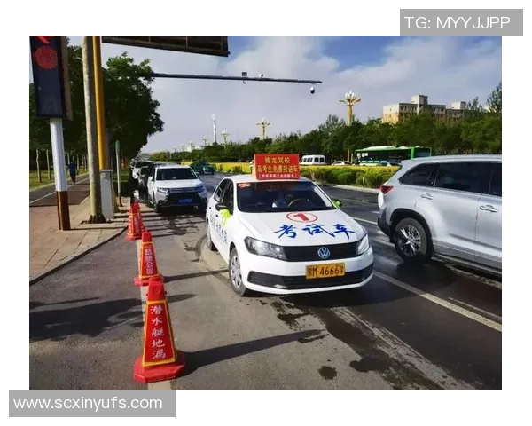 足球明星助力高考学子奋勇拼搏共创辉煌未来